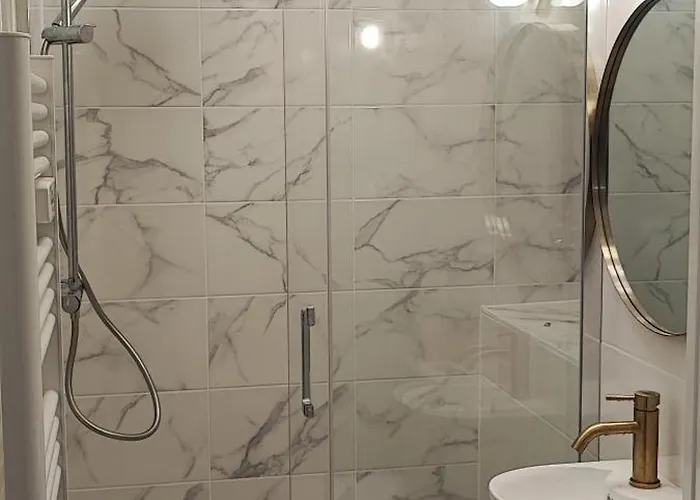 Le Cocoon Dore * ポアティエ